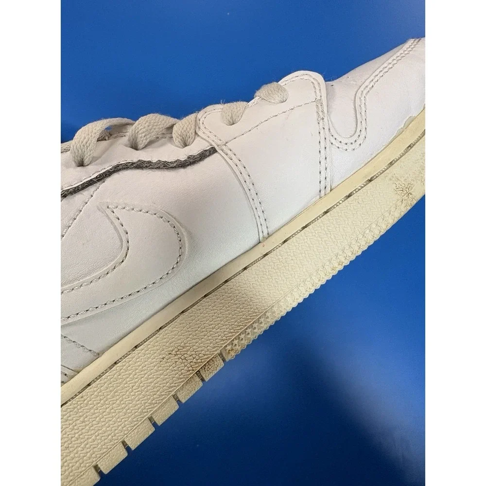 Nike‎ Air Jordan 1 Mid GS White/Black Sneakers 6.5Y/8W 553560-101